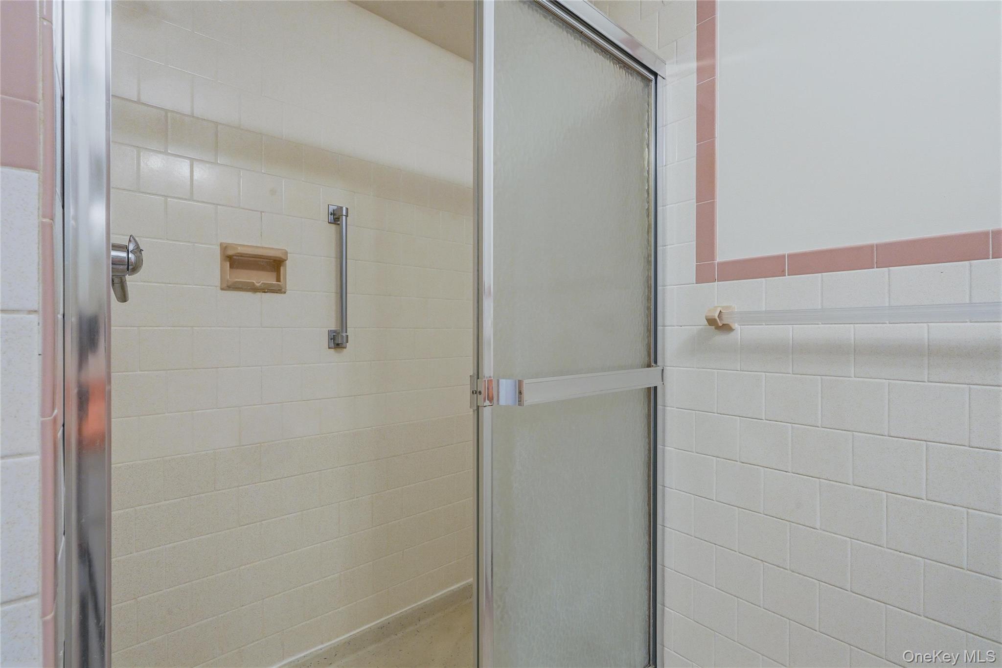 2320 Glasco Turnpike – For Sale photo 40