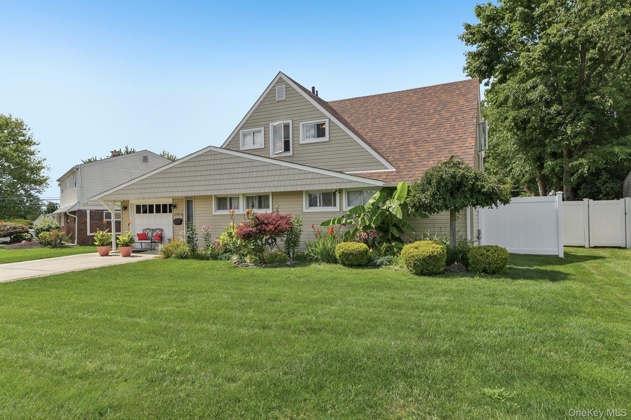 170 Tardy Lane S – For Sale photo 3