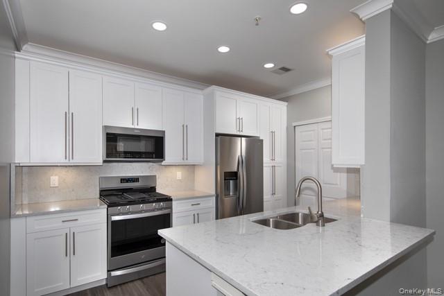 1 Charles Pond Drive, Unit 2-227 photo 5
