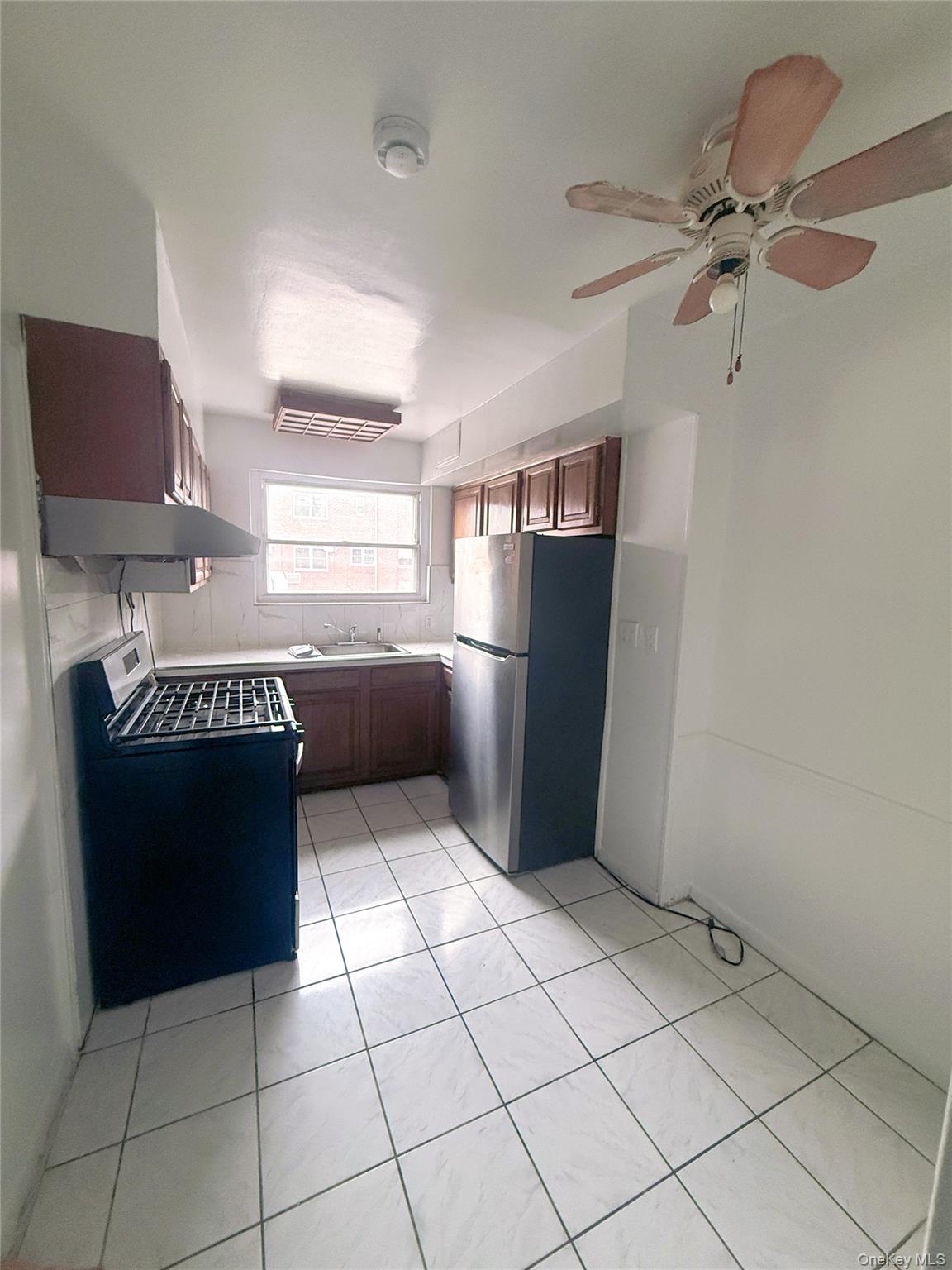 148-39 58th Avenue – For Sale photo 9