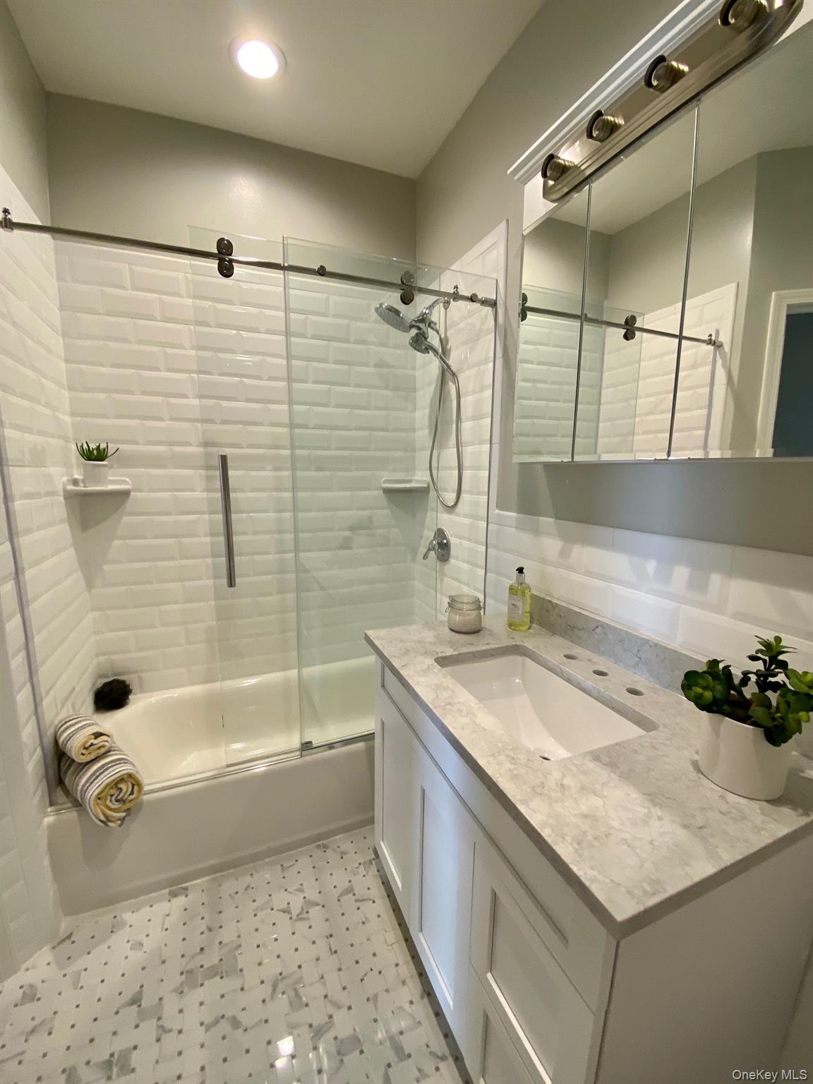 1 Charles Pond Drive, Unit 4-425 photo 11