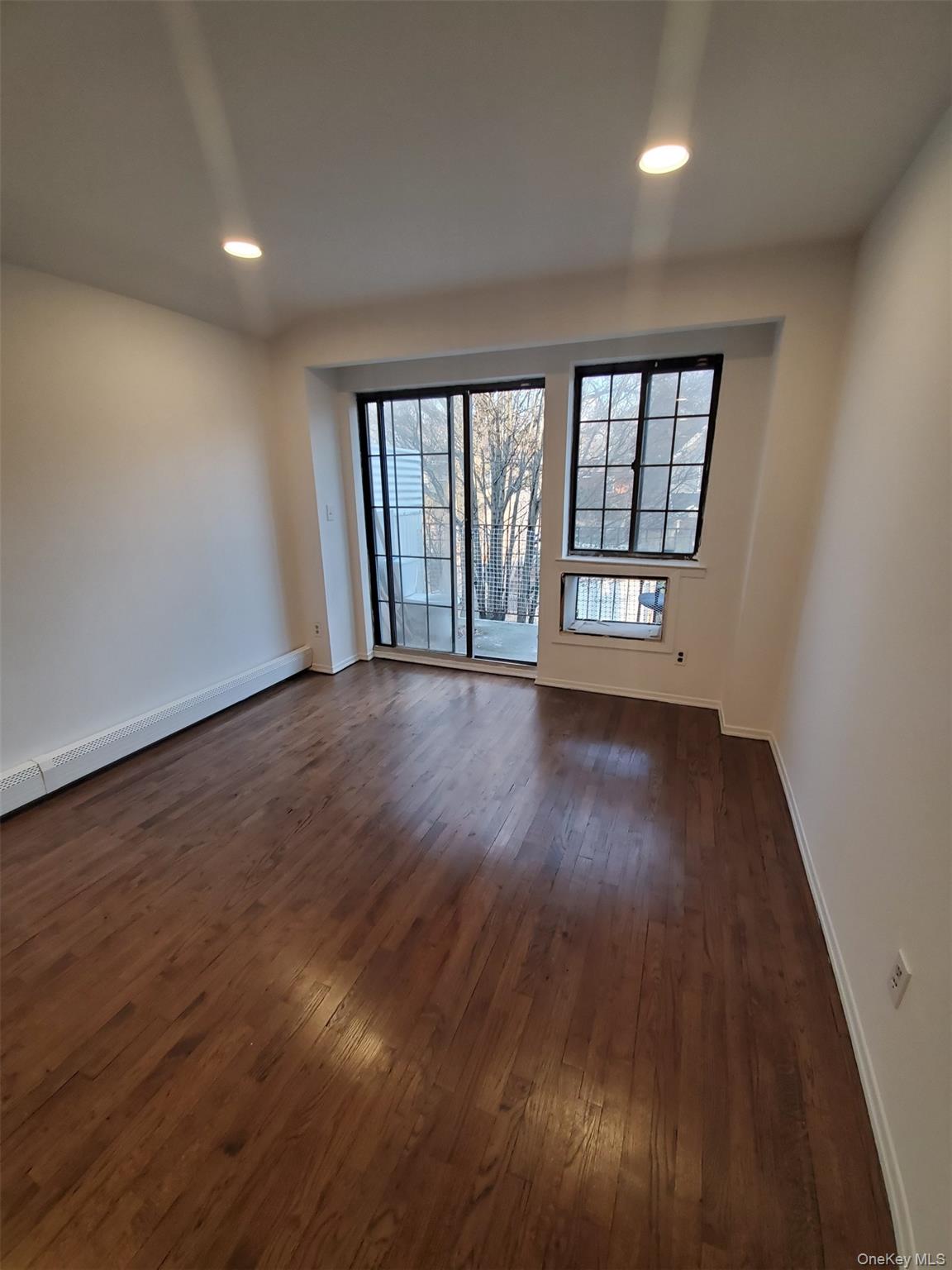 81-18 138th Street, Unit 3 photo 2