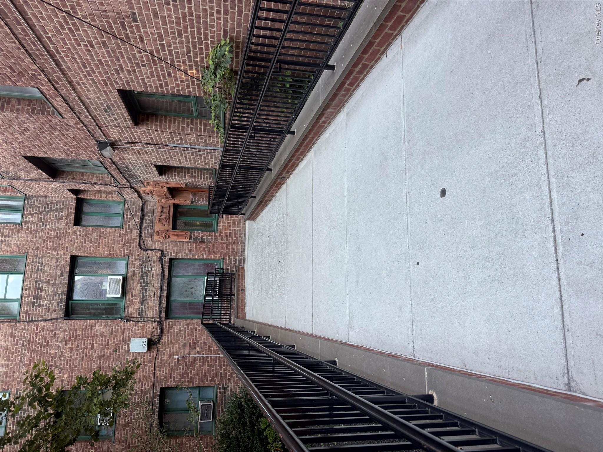 11 metropolitan oval, Unit 7B photo 2
