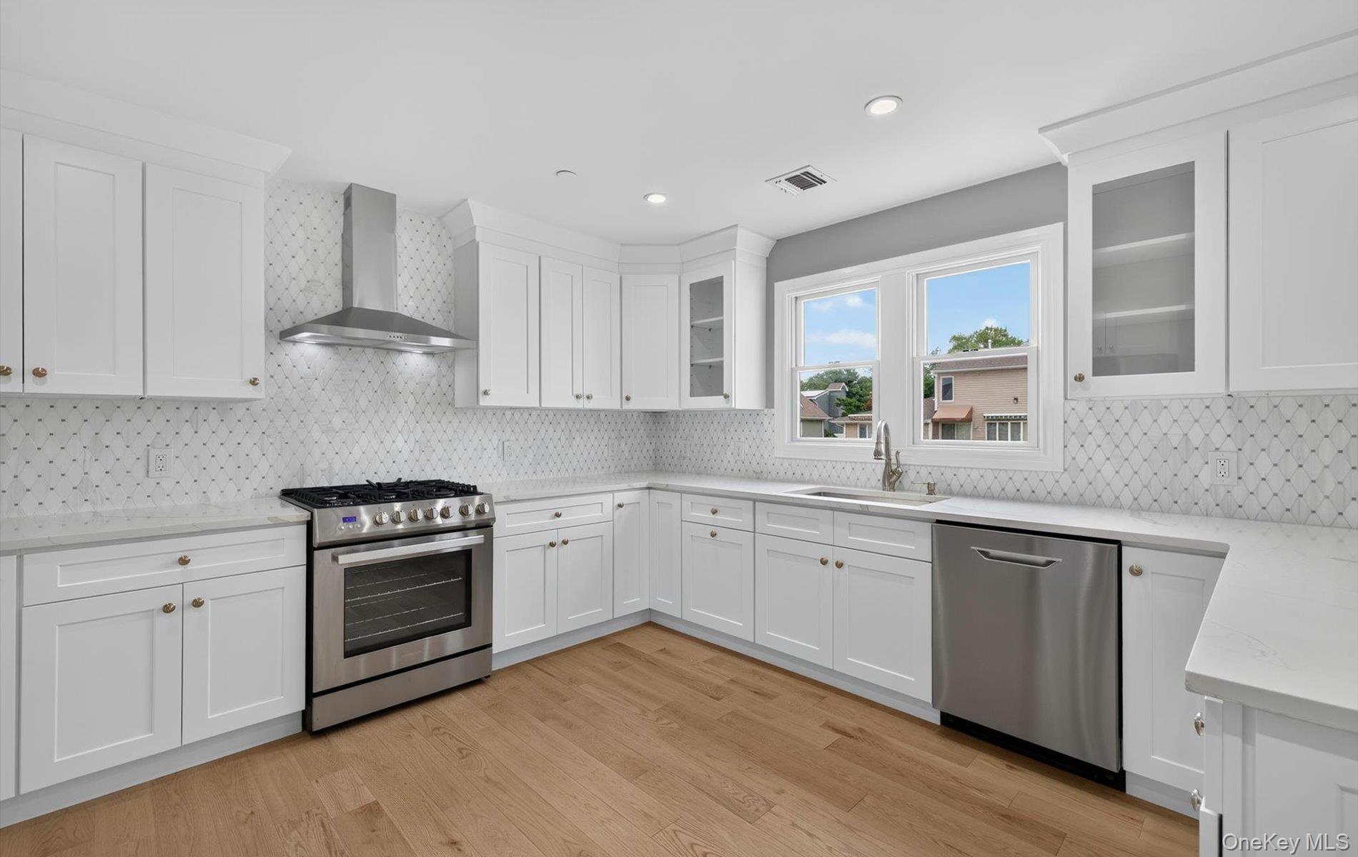 851 W Bay Drive – For Sale photo 13