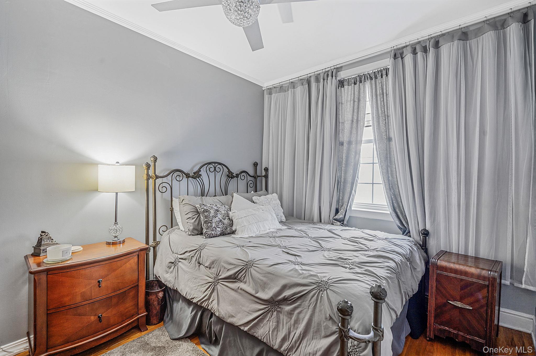 17 Oxford Street – For Sale photo 12