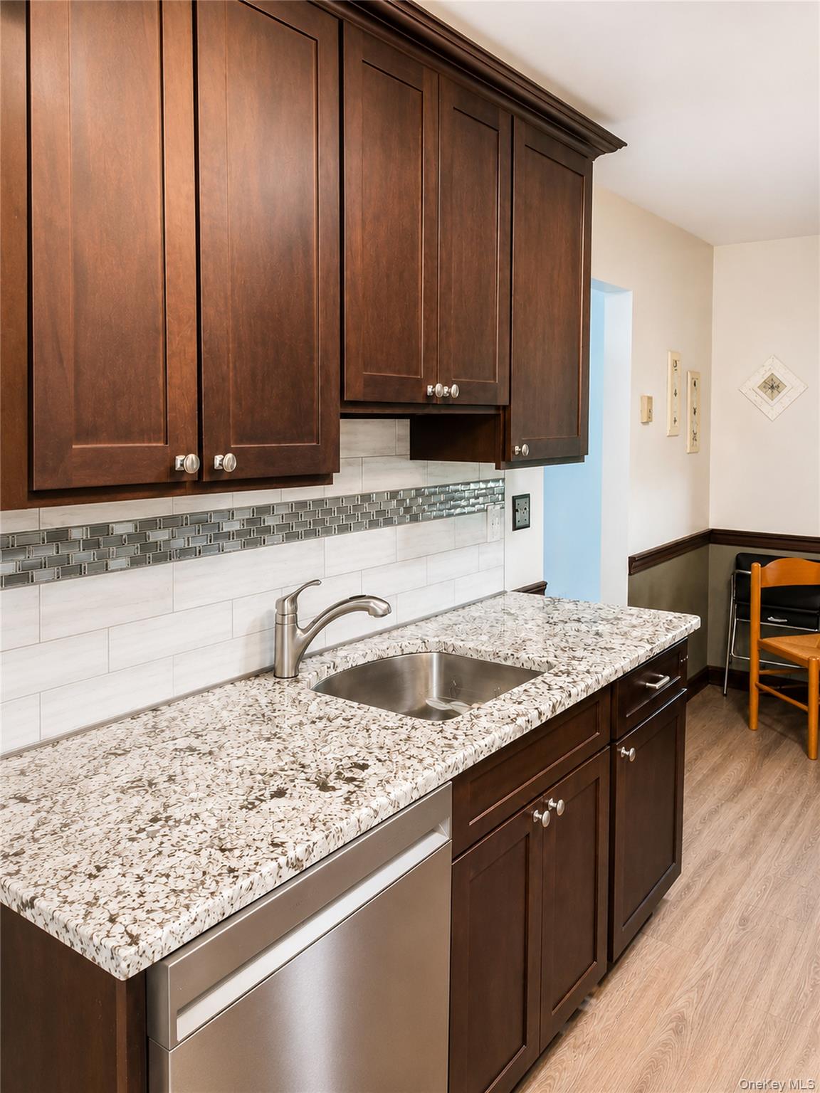 506 Alden Court N – For Rent photo 5