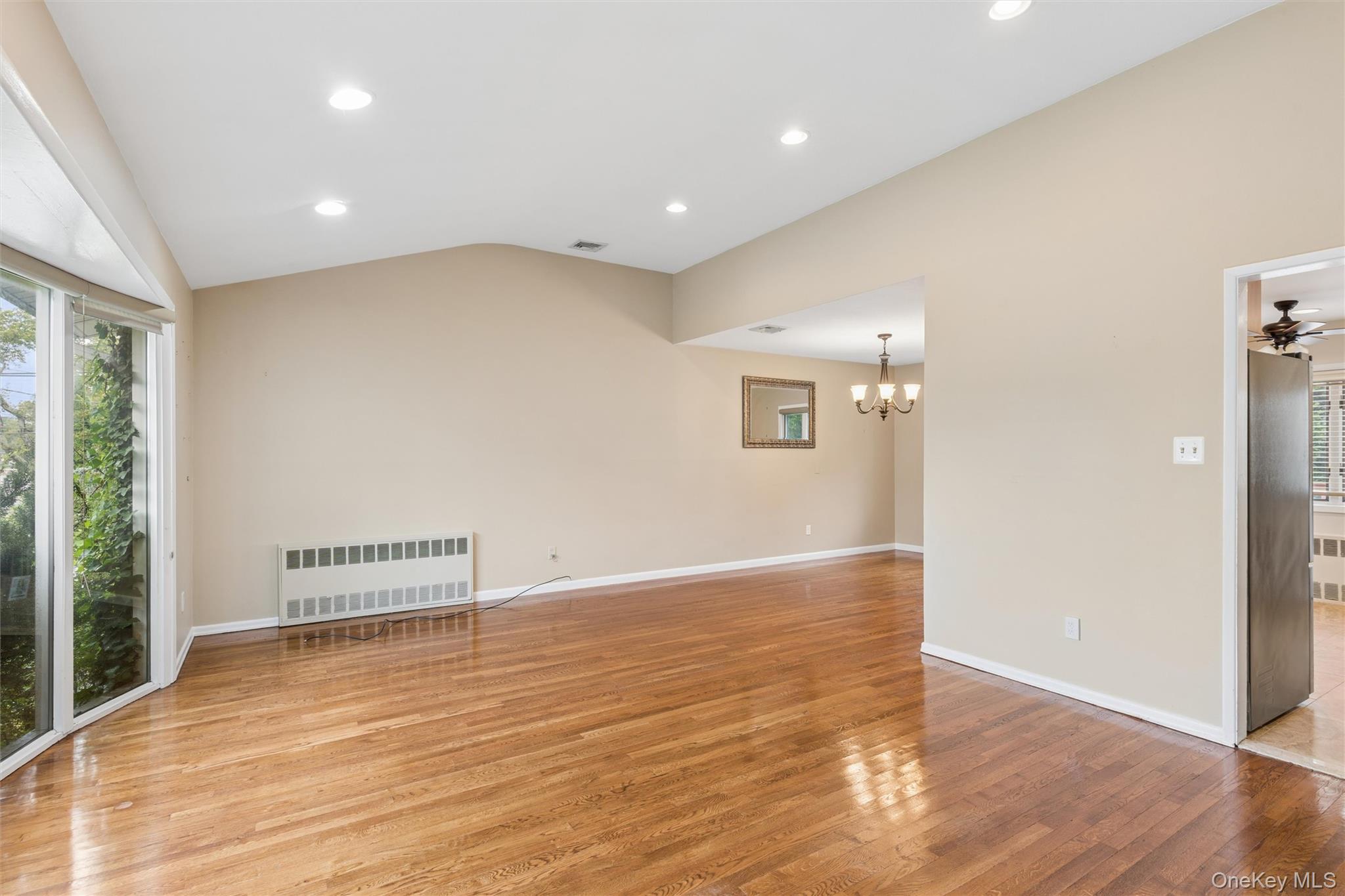 1939 Leonard Lane – For Sale photo 11