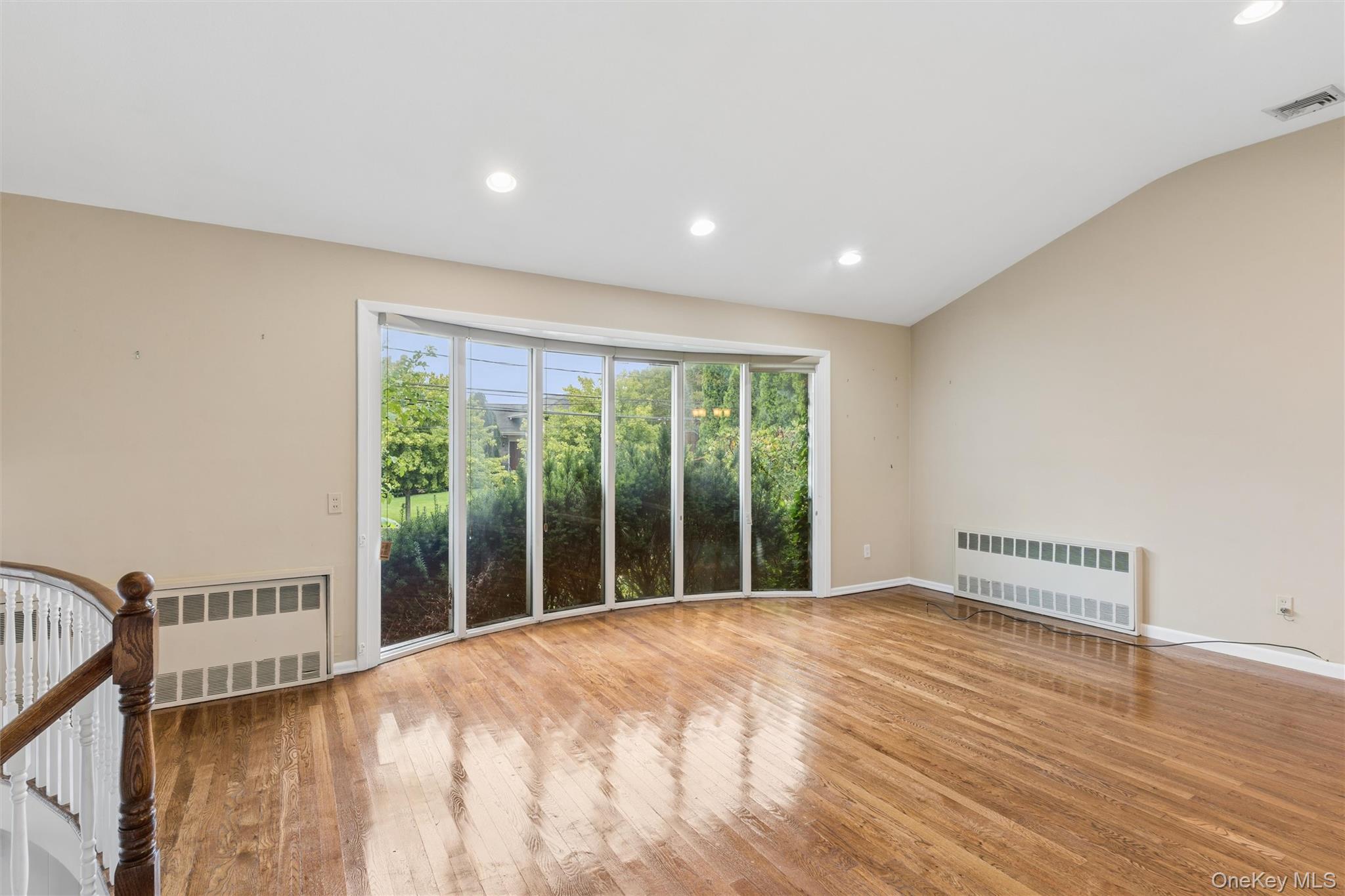 1939 Leonard Lane – For Sale photo 7