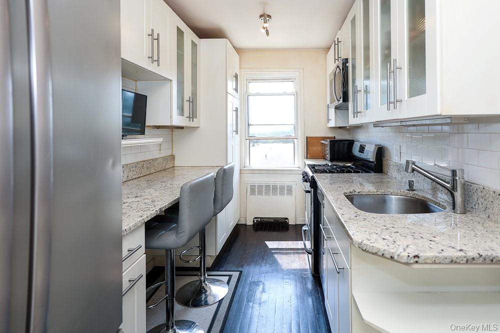 71-11 252 Street, Unit 195B photo 9