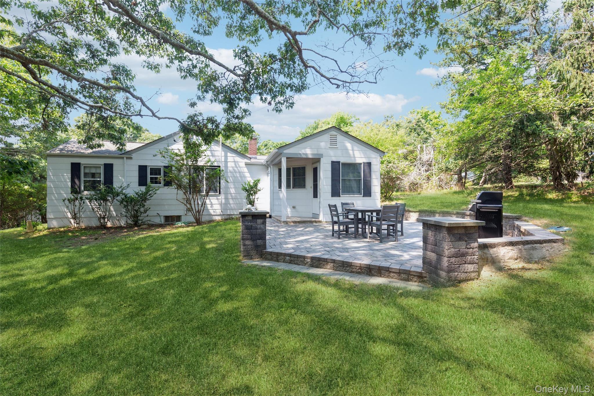 21 Oceanview Road – For Rent