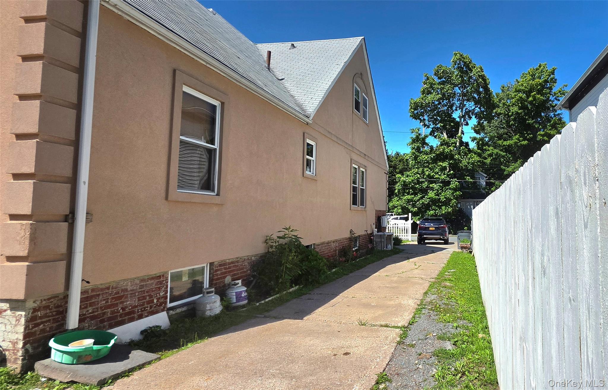 31 Cottage Street – For Sale photo 5