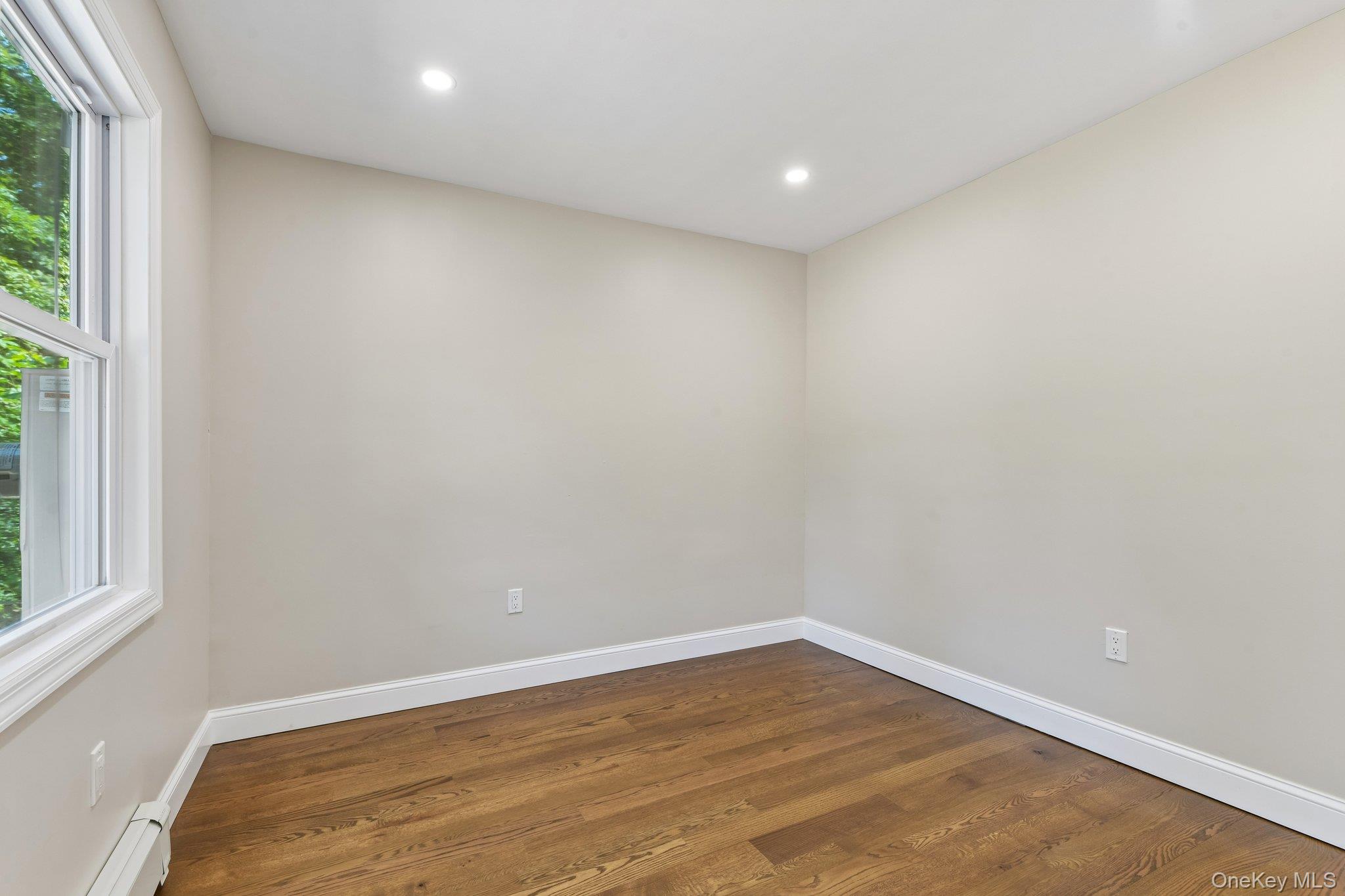 5 Kew Drive – For Sale photo 11