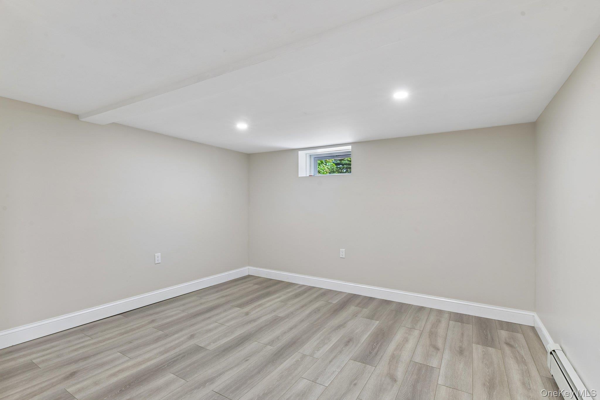 5 Kew Drive – For Sale photo 18