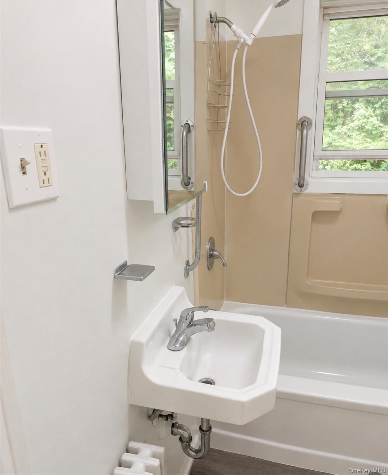 15 Kinch Lane – For Rent photo 7