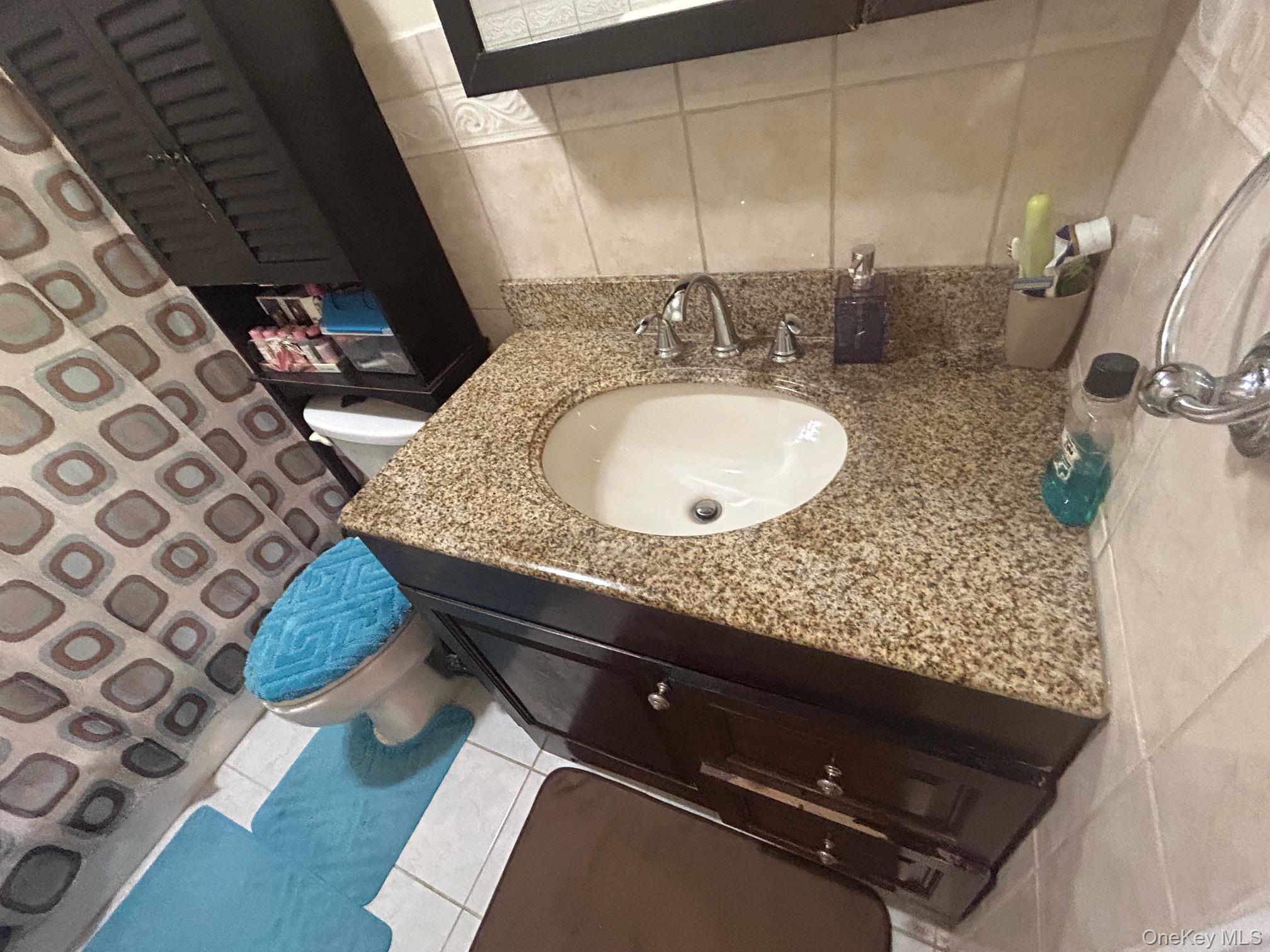 107 Sneden Place W, Unit 107 photo 19