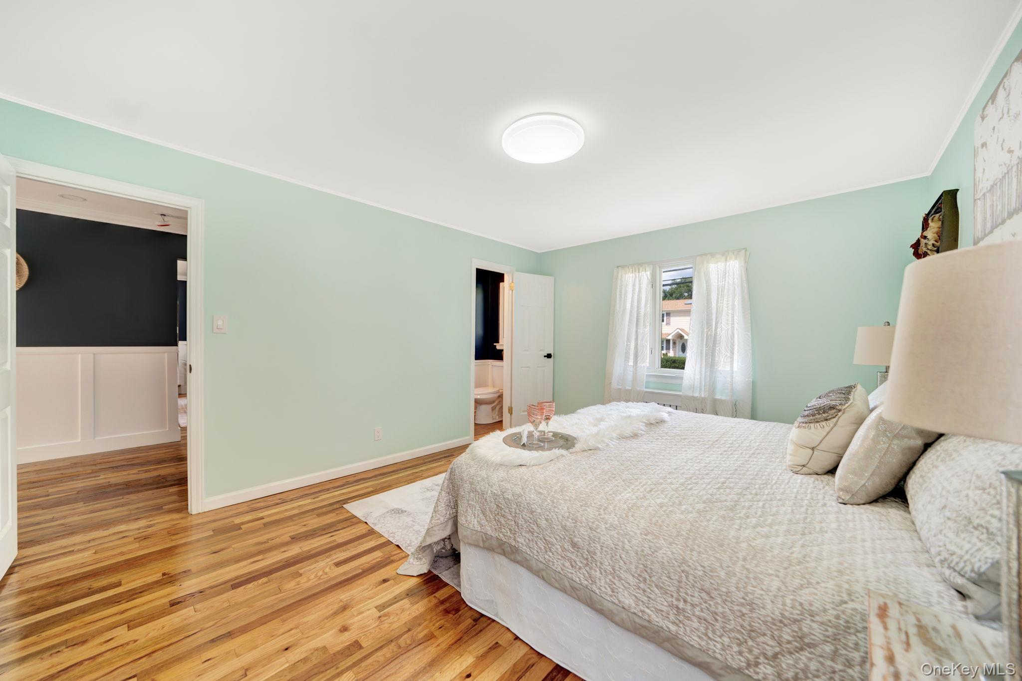 1980 Cameron Avenue – For Sale photo 31