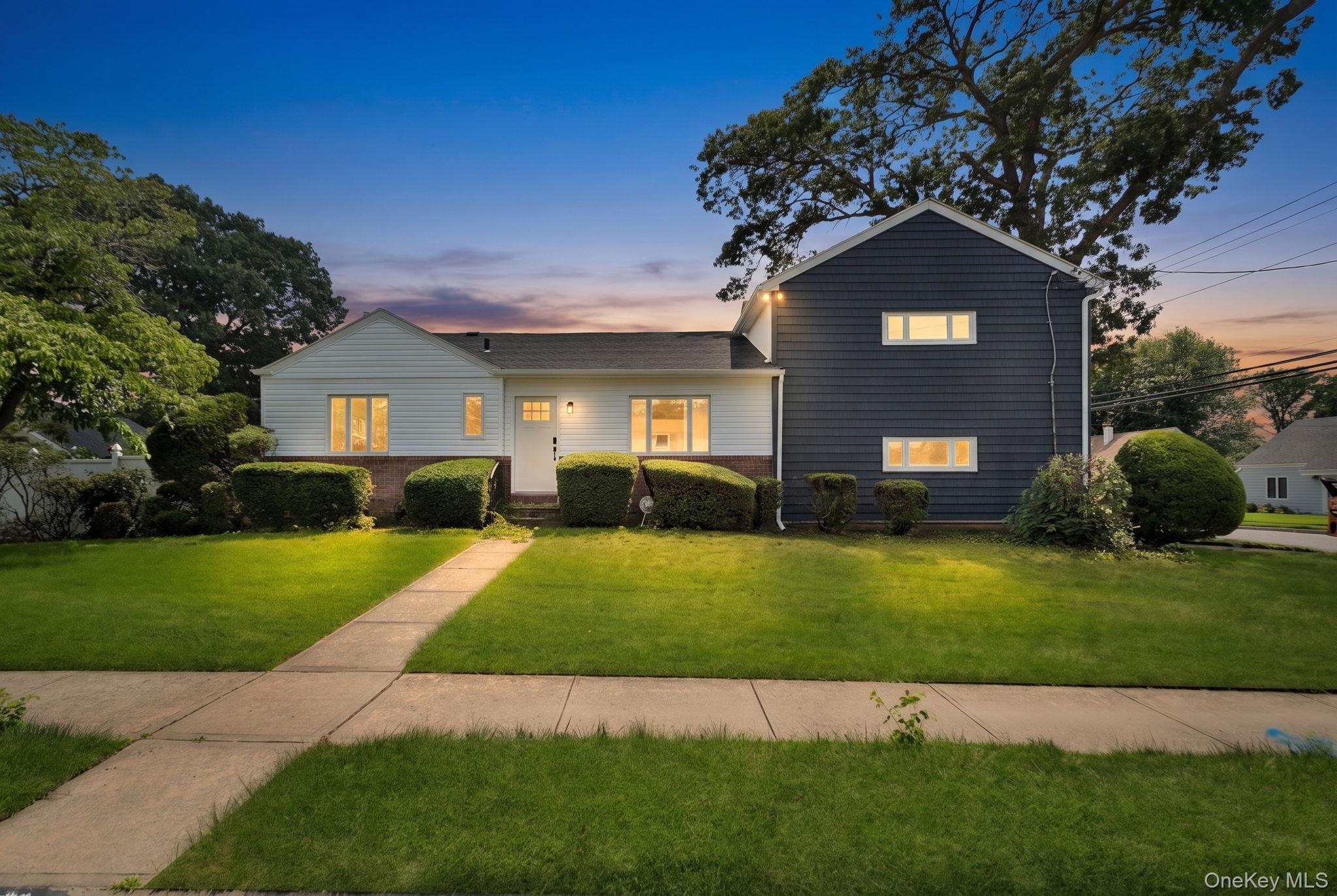 1980 Cameron Avenue – For Sale photo 3