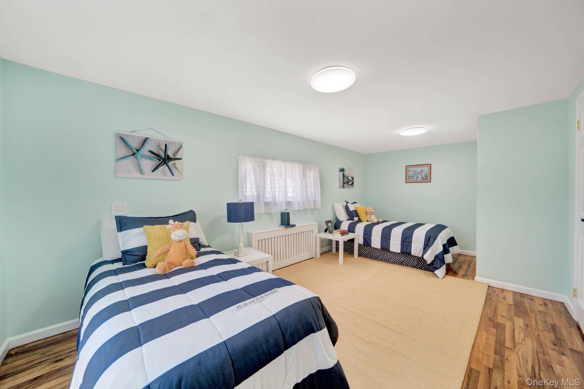 1980 Cameron Avenue – For Sale photo 35