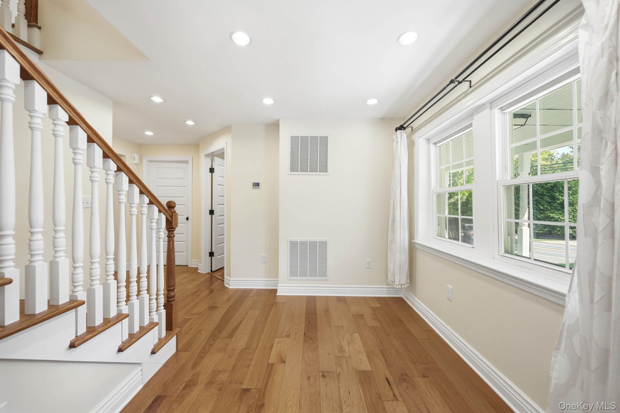740 Western Highway N – For Rent photo 6