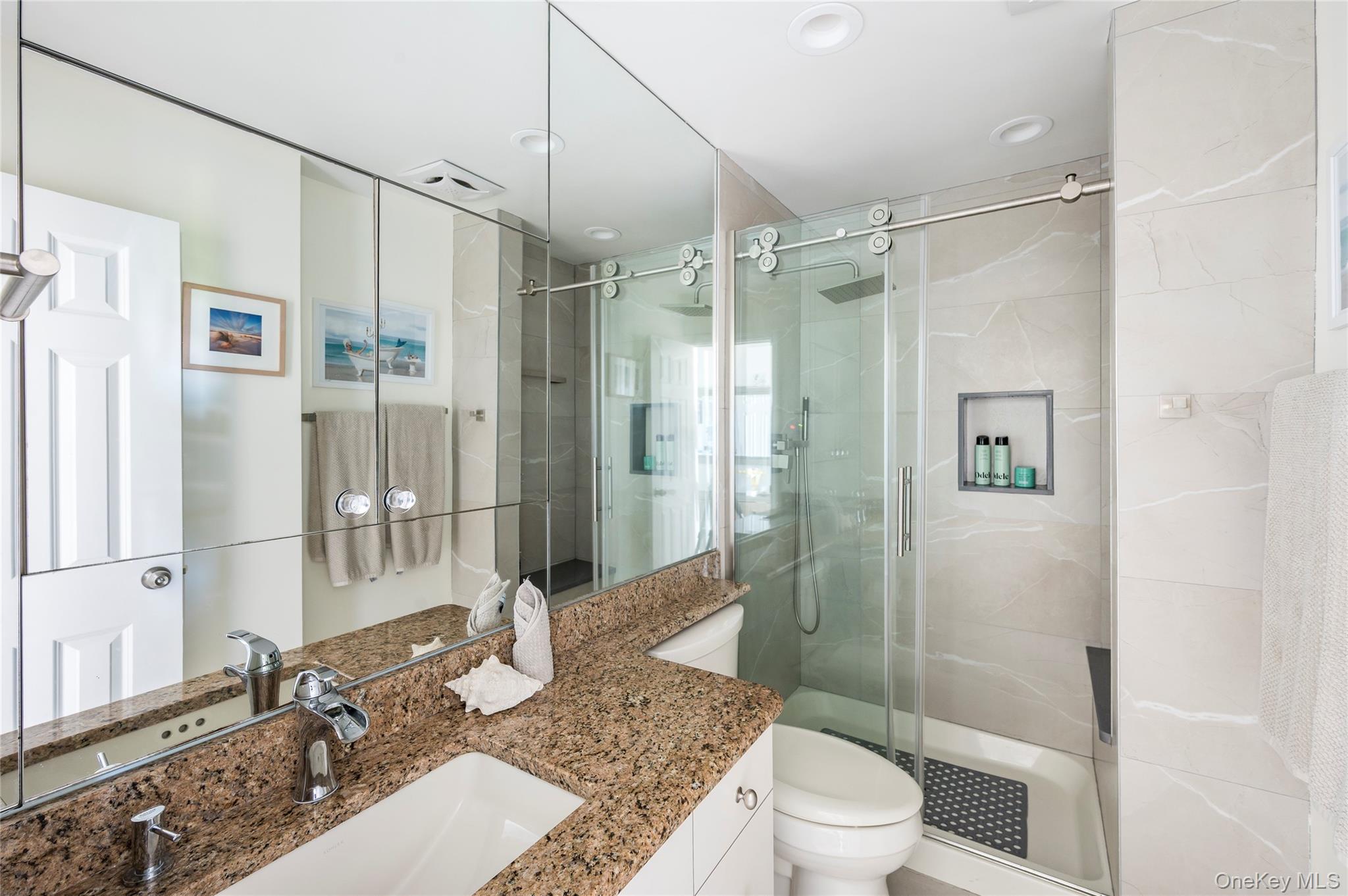 585 Dune, Unit A18 photo 10