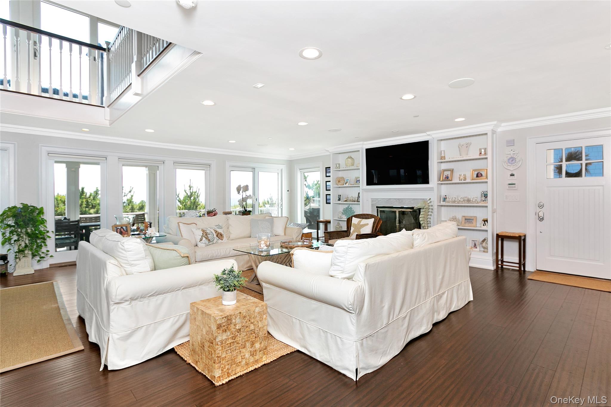 879 Oceanfront – For Sale photo 12