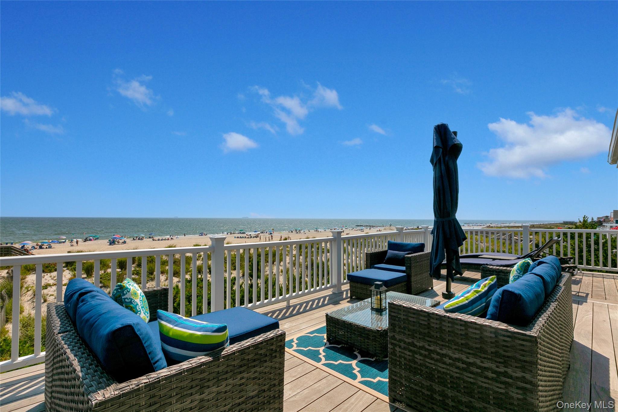 879 Oceanfront – For Sale photo 36