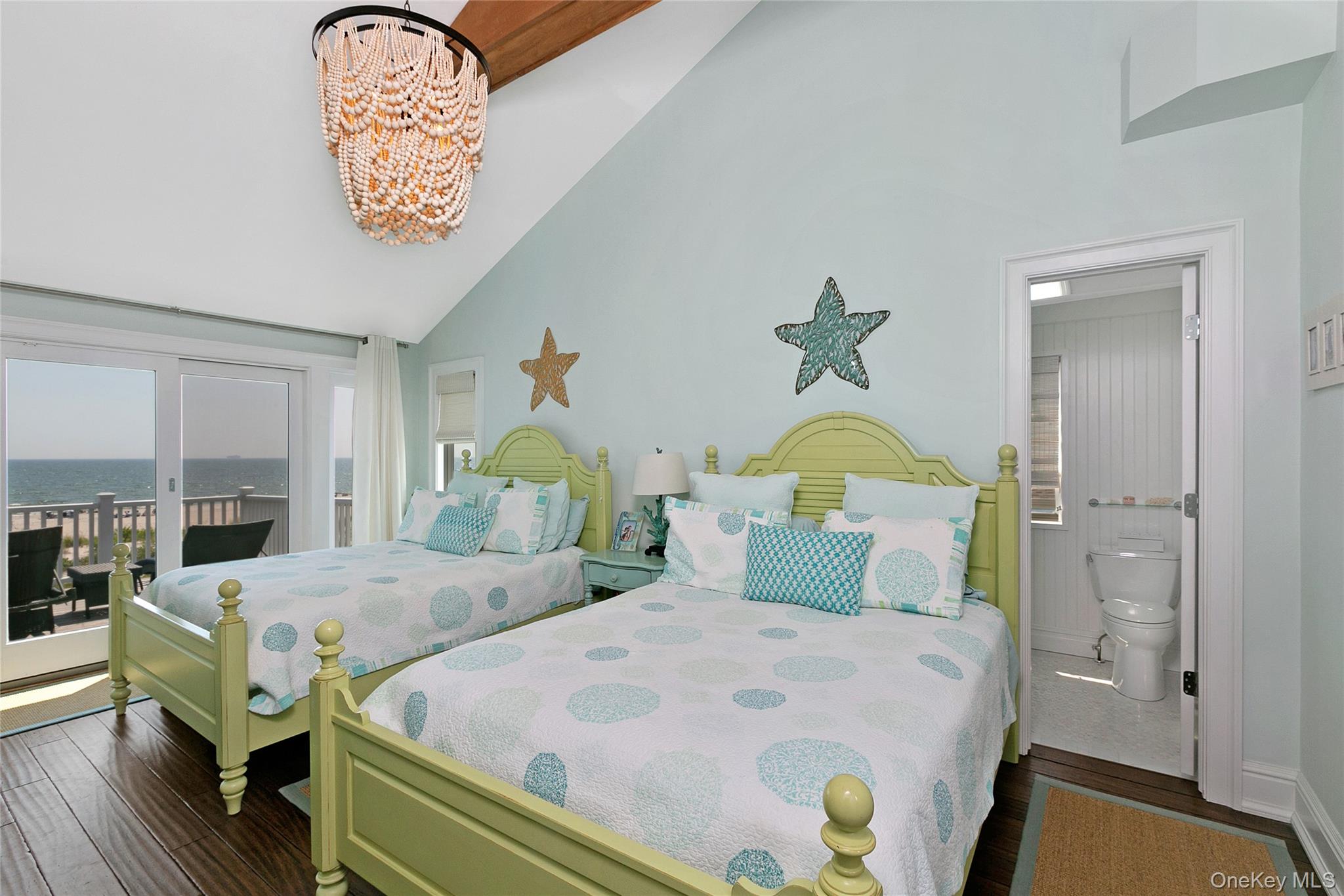 879 Oceanfront – For Sale photo 30