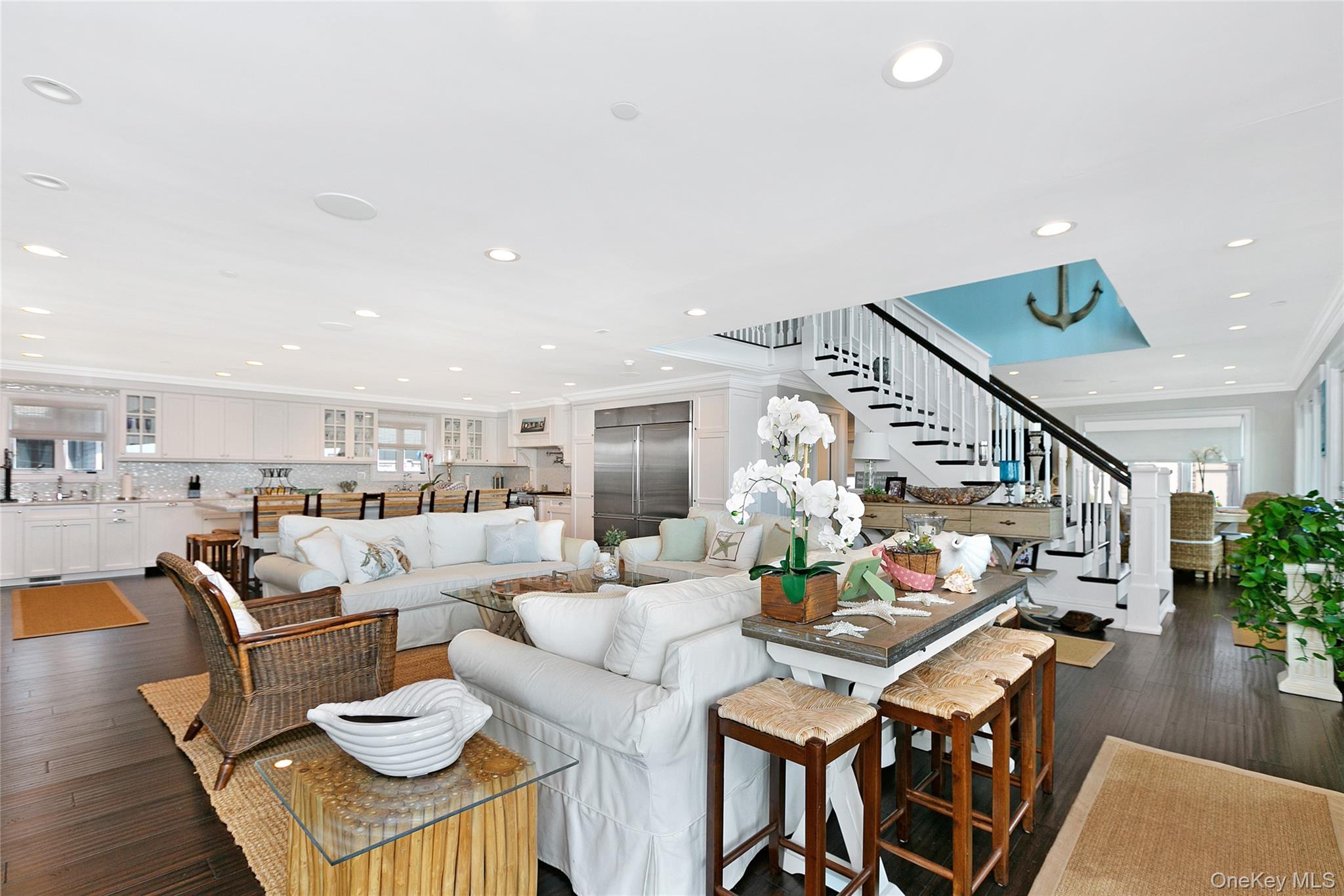 879 Oceanfront – For Sale photo 15