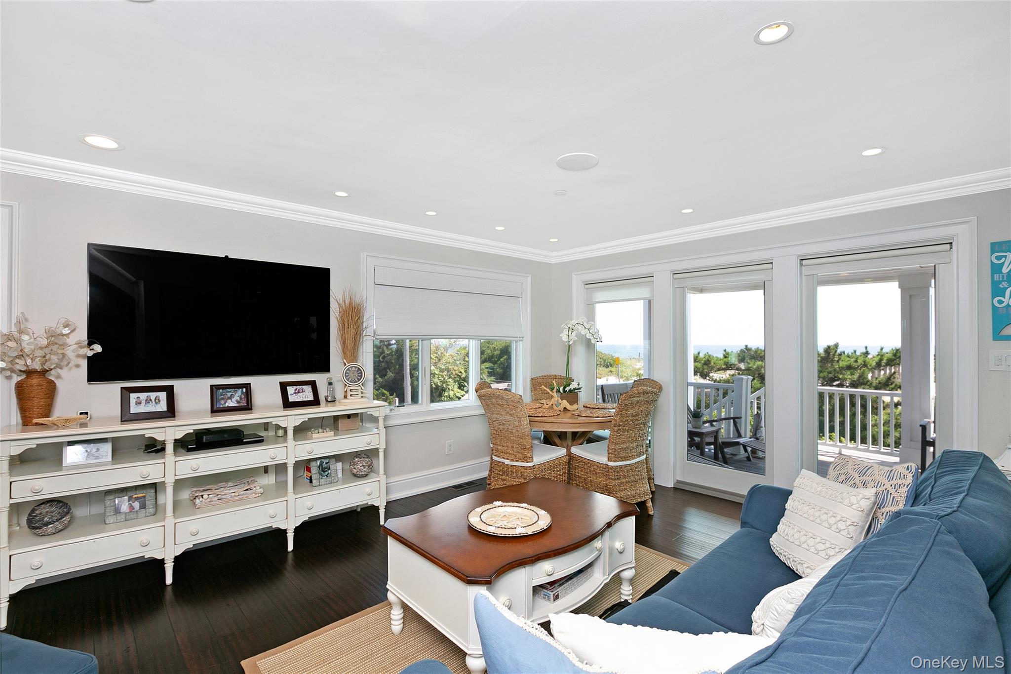 879 Oceanfront – For Sale photo 17