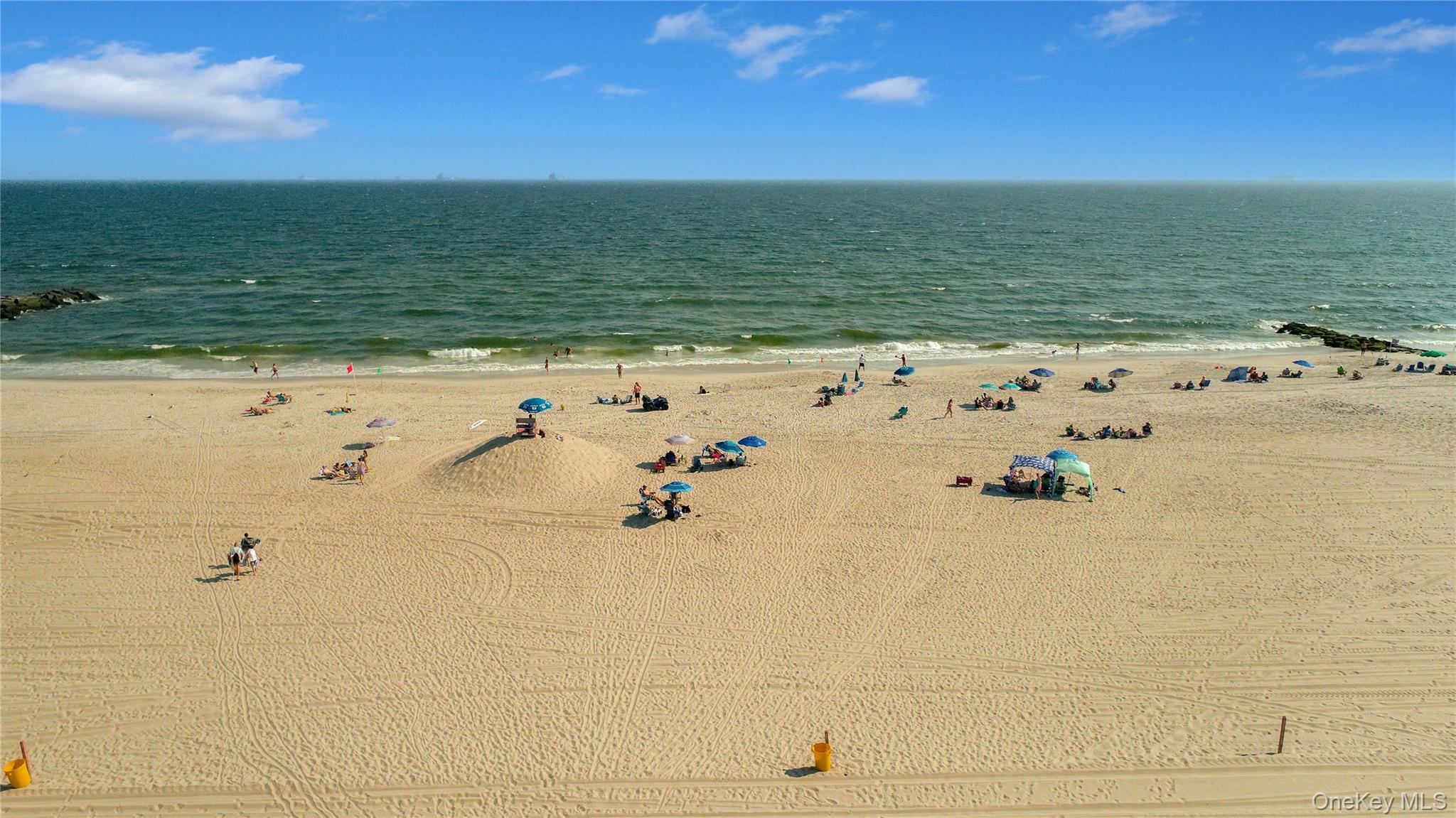 879 Oceanfront – For Sale photo 42