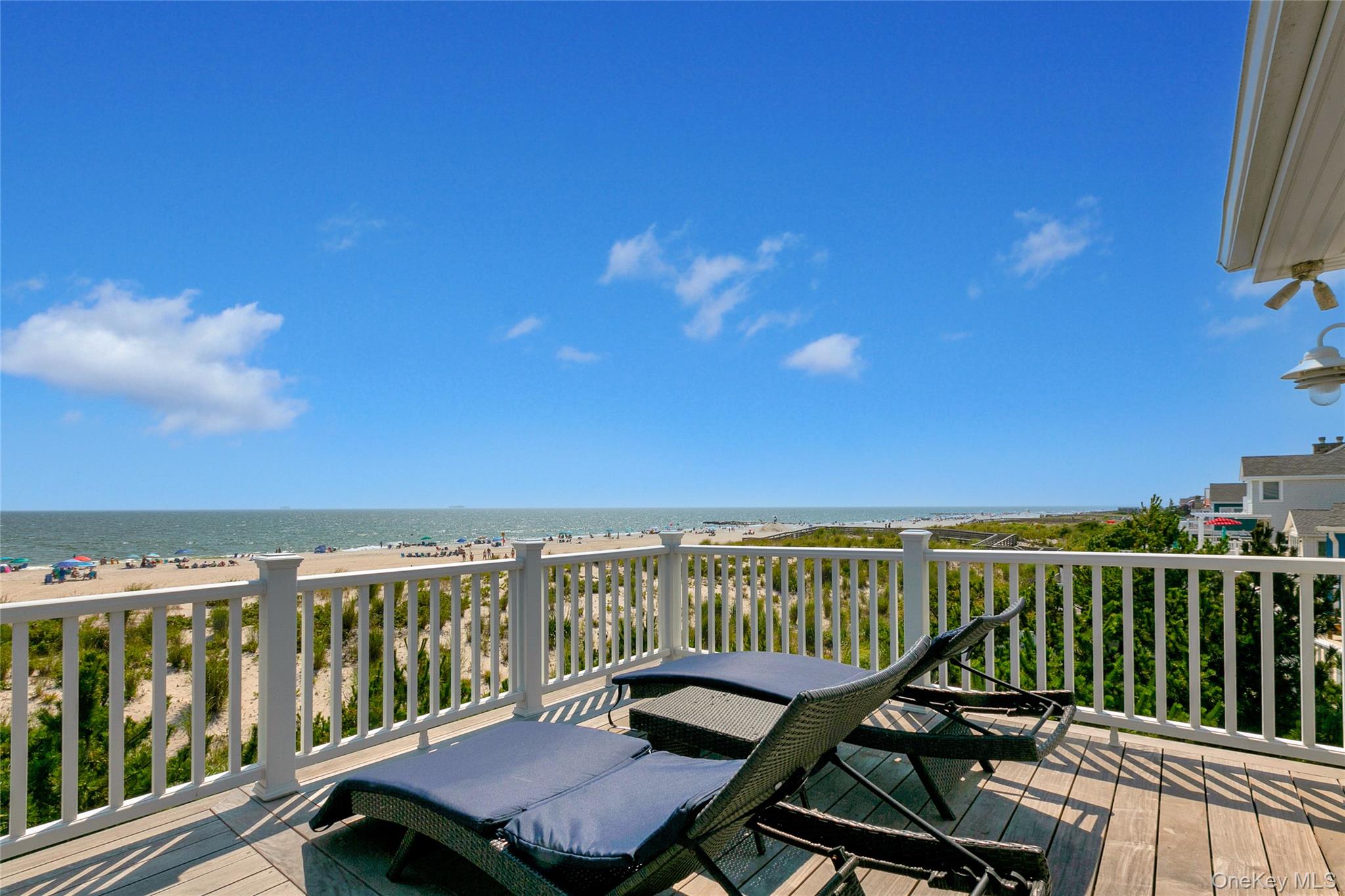 879 Oceanfront – For Sale photo 37