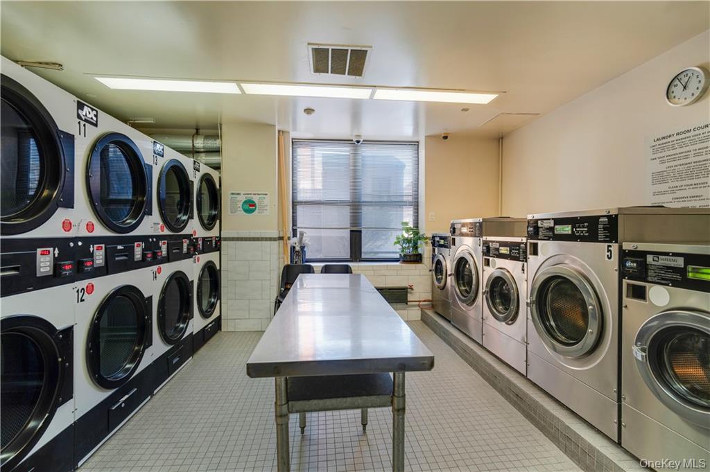 23 Water Grant Street, Unit 8I photo 25