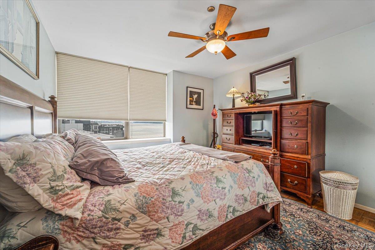 23 Water Grant Street, Unit 8I photo 14