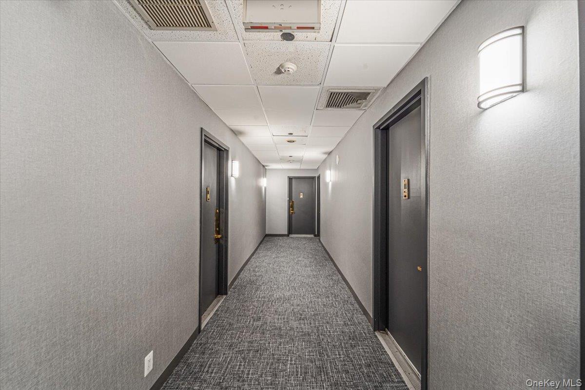 23 Water Grant Street, Unit 8I photo 6