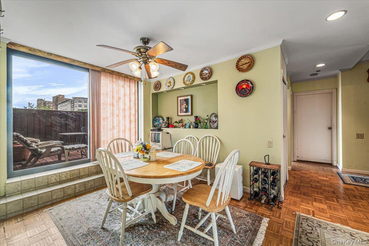 23 Water Grant Street, Unit 8I photo 9