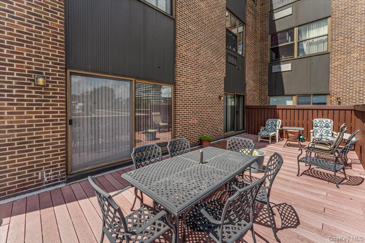 23 Water Grant Street, Unit 8I photo 21