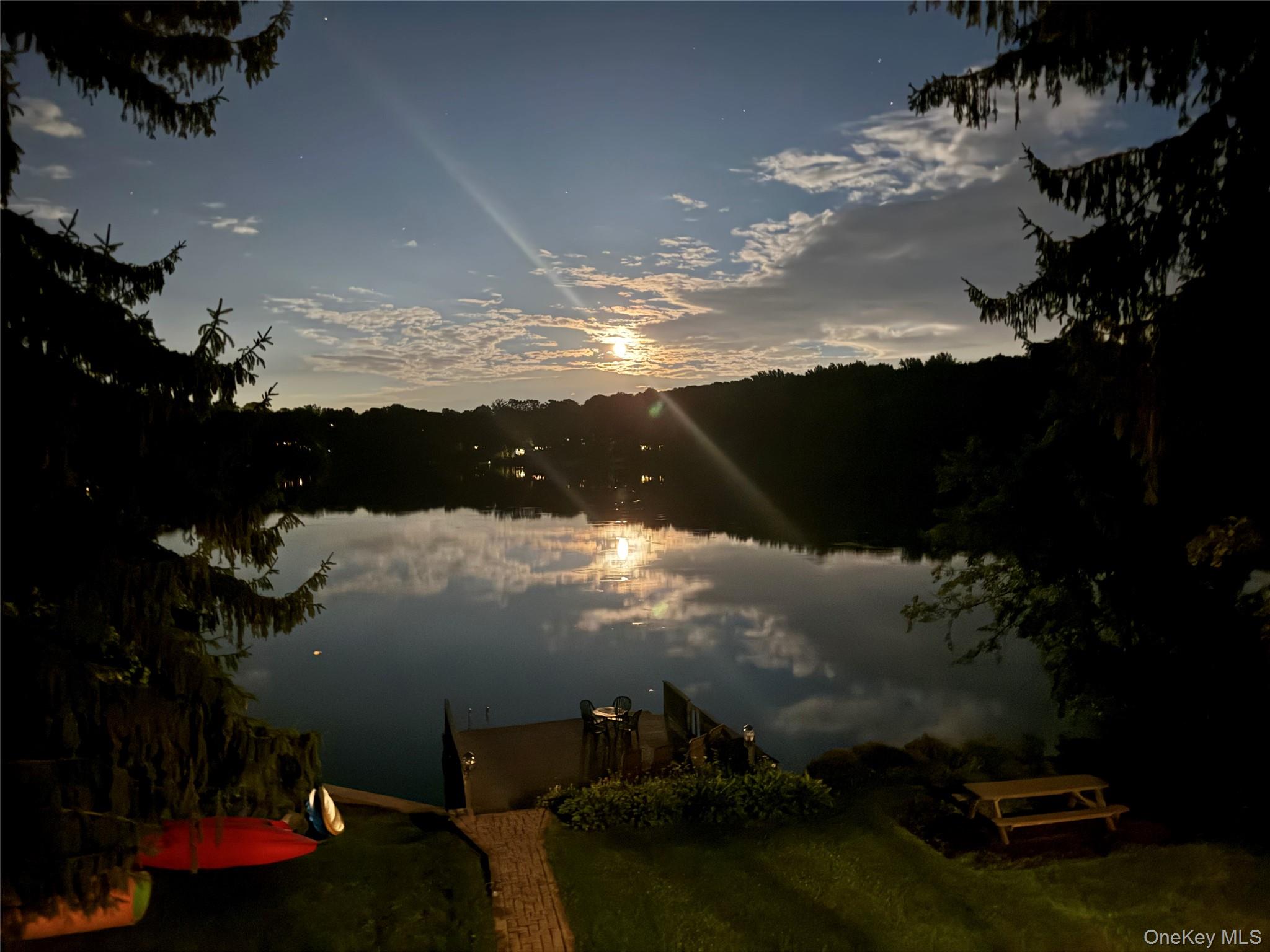 11 Lakeside Road – For Sale photo 4