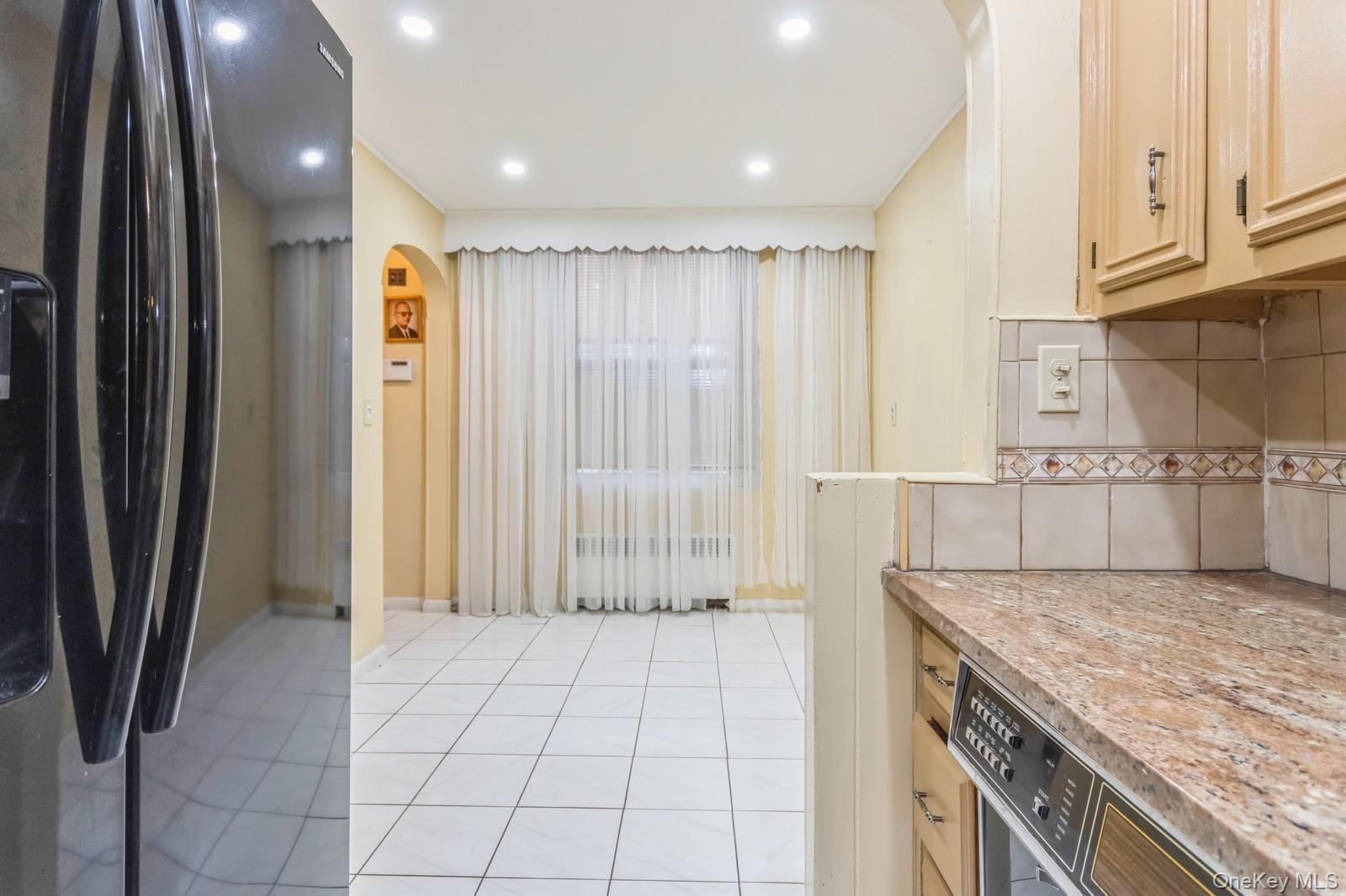 4121 Grace Avenue – For Sale photo 8