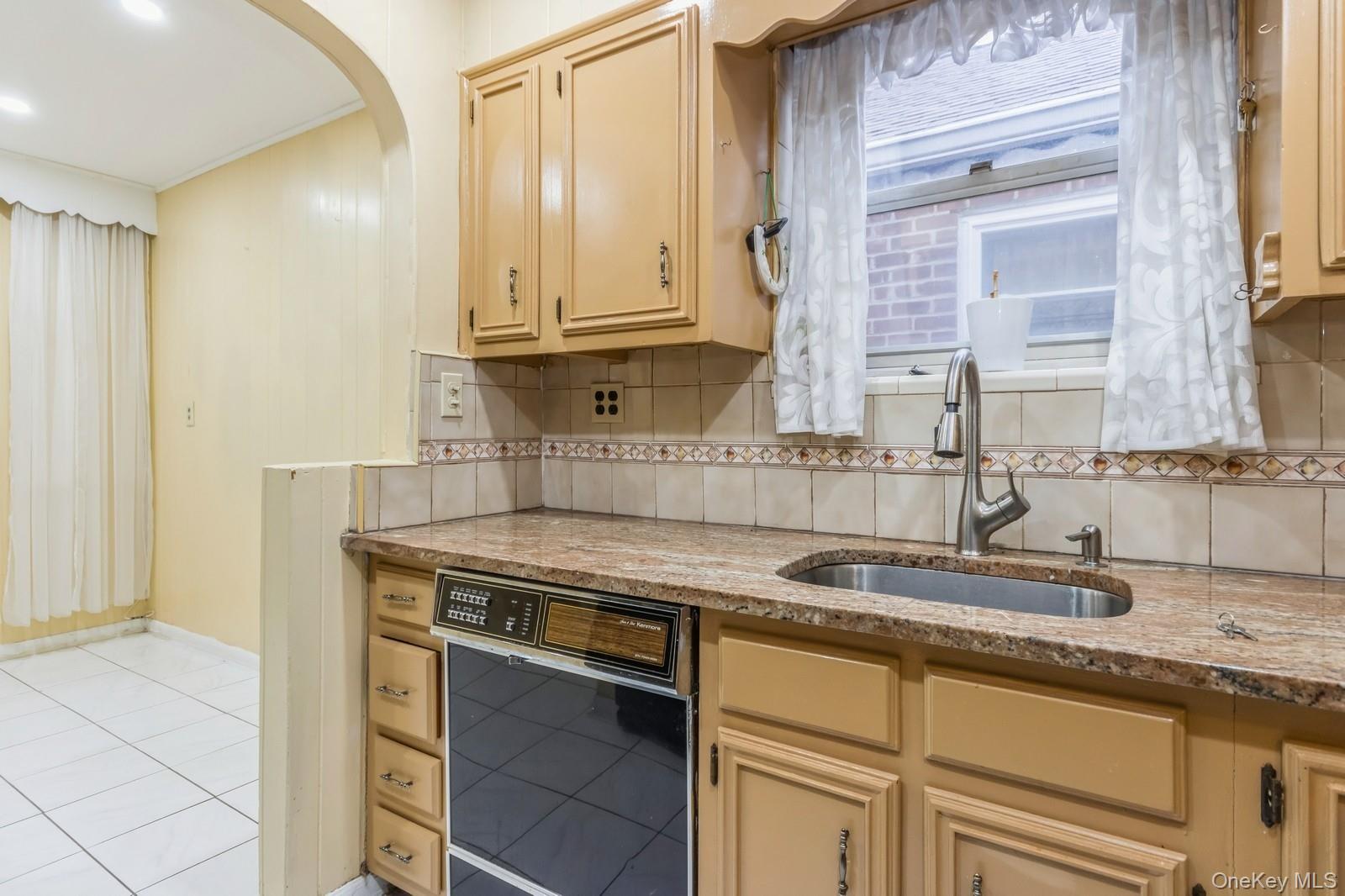 4121 Grace Avenue – For Sale photo 7