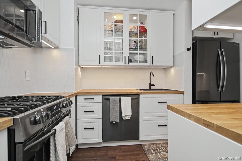 119 S Highland Avenue, Unit 5E photo 2