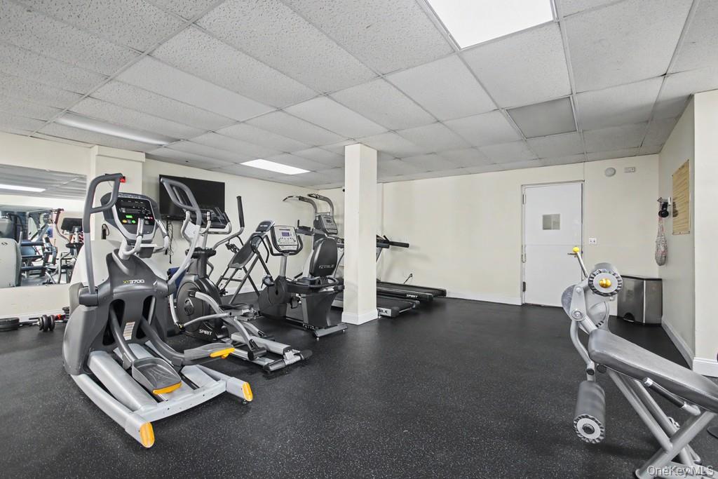 119 S Highland Avenue, Unit 5E photo 21