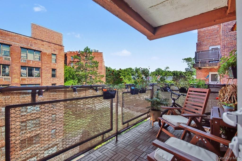 119 S Highland Avenue, Unit 5E photo 18