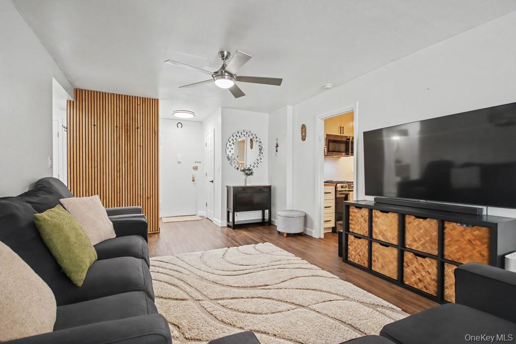 119 S Highland Avenue, Unit 5E photo 8