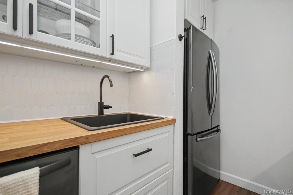119 S Highland Avenue, Unit 5E photo 5