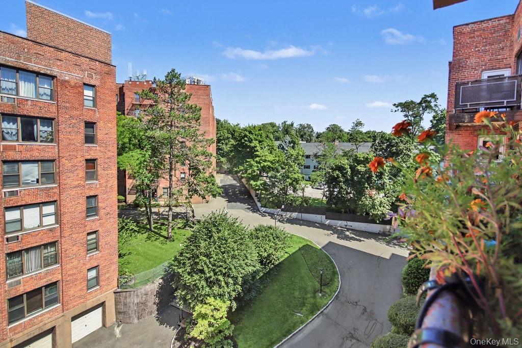 119 S Highland Avenue, Unit 5E photo 19