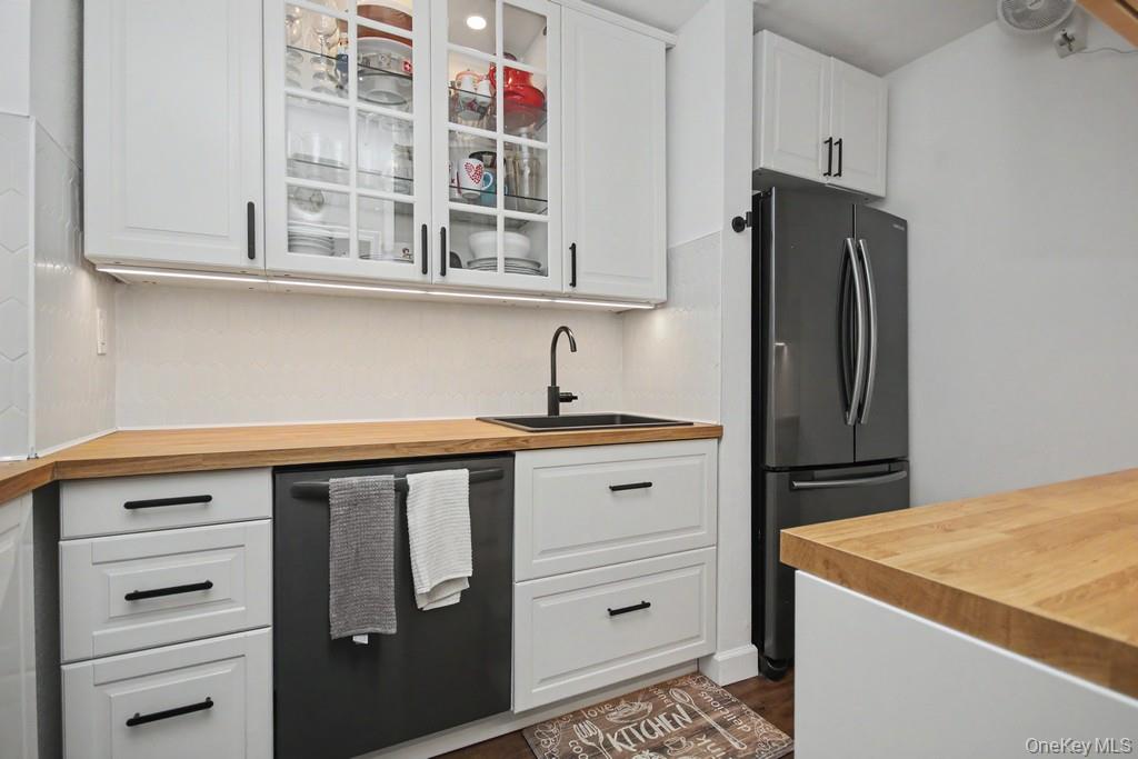 119 S Highland Avenue, Unit 5E photo 4