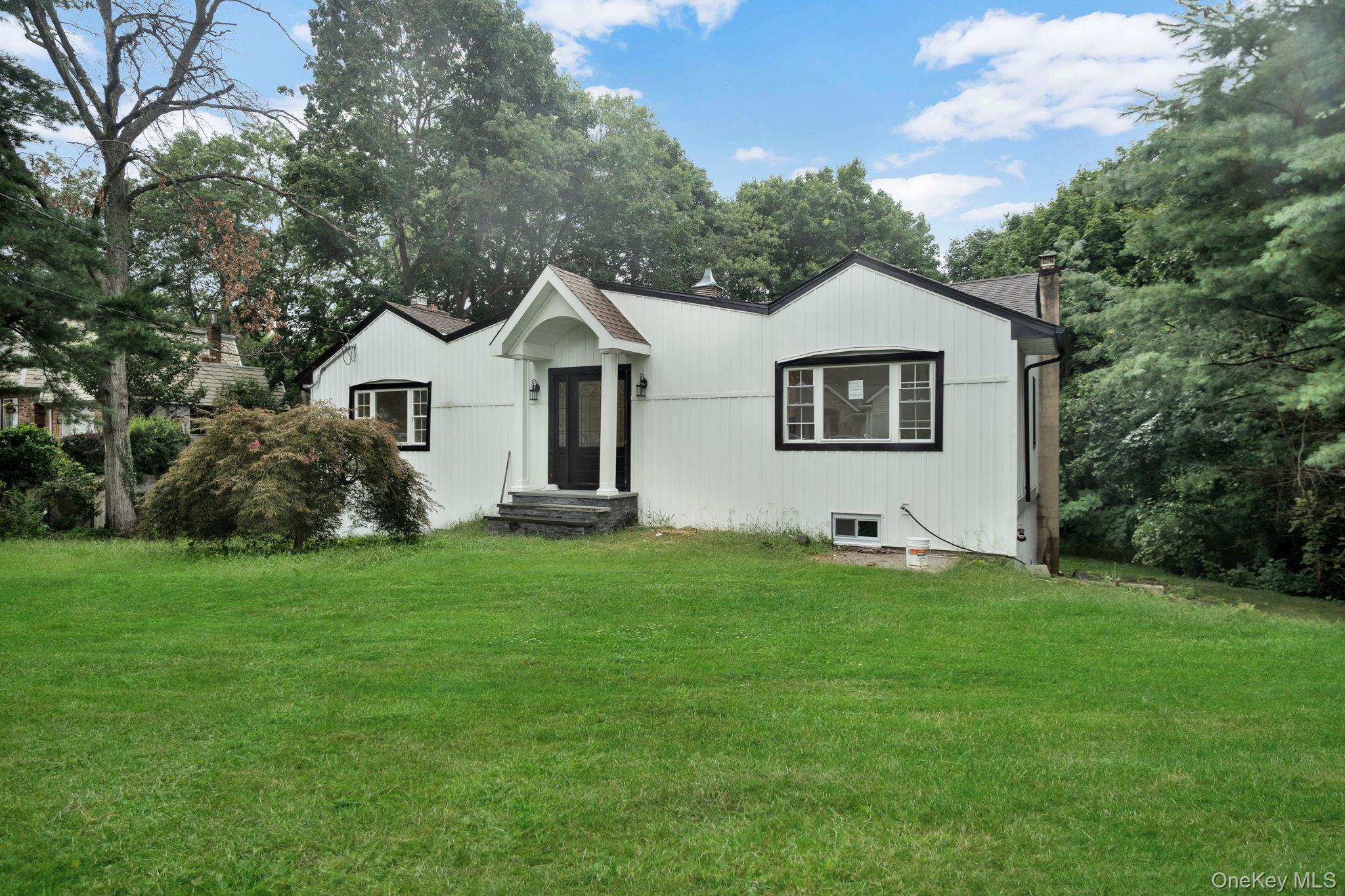 7 Weinmann Boulevard – For Sale