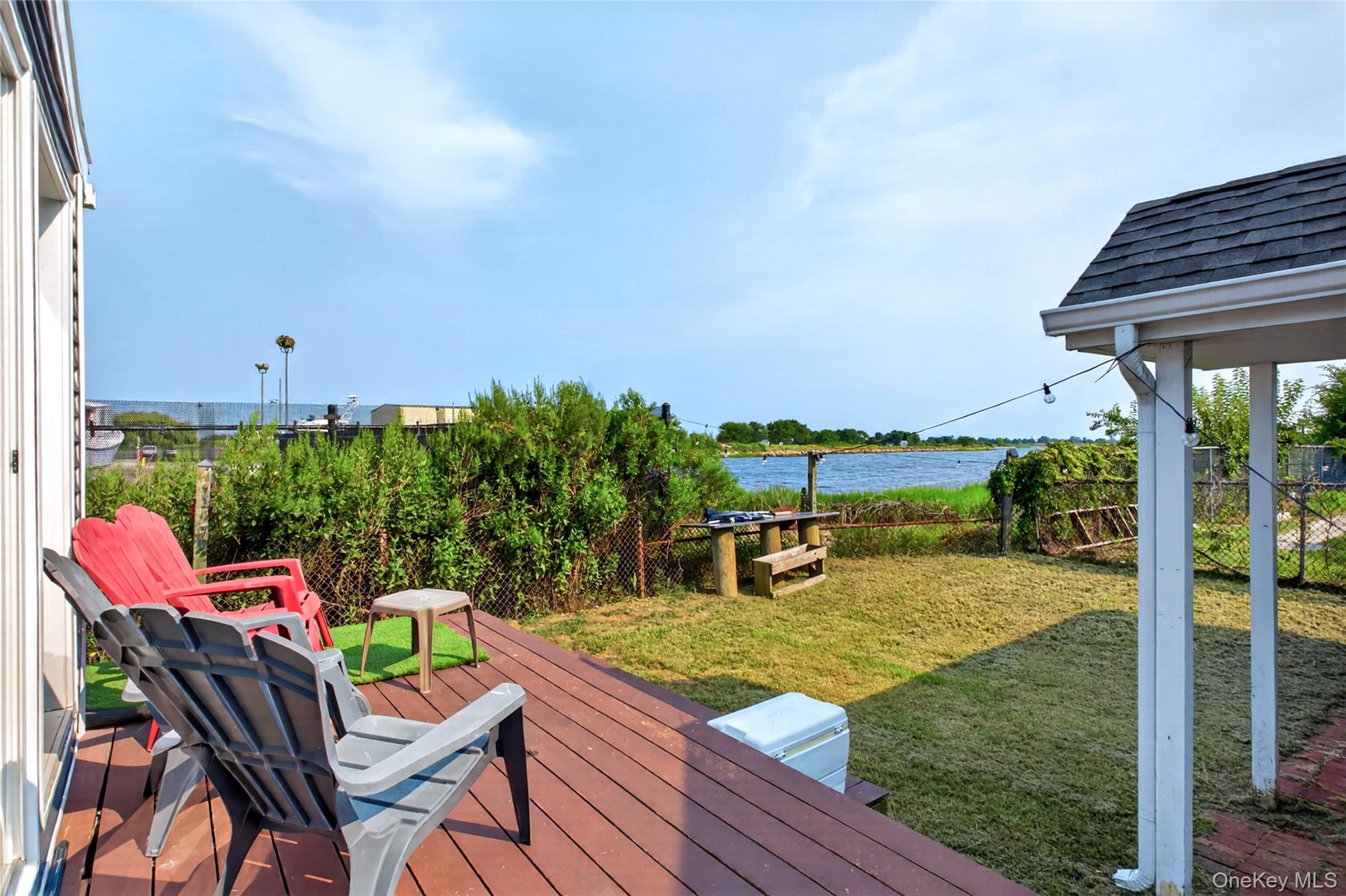 16 Dewey Street E – For Sale photo 4