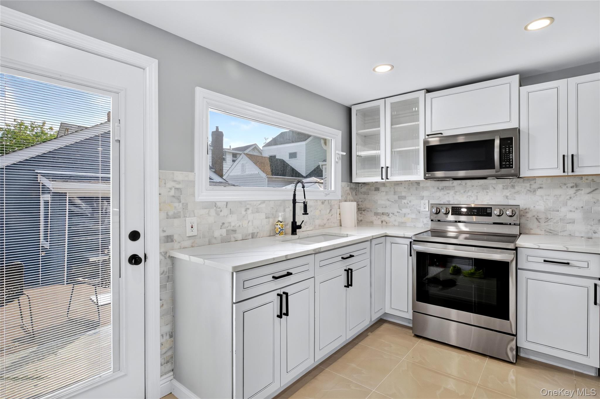 16 Dewey Street E – For Sale photo 16