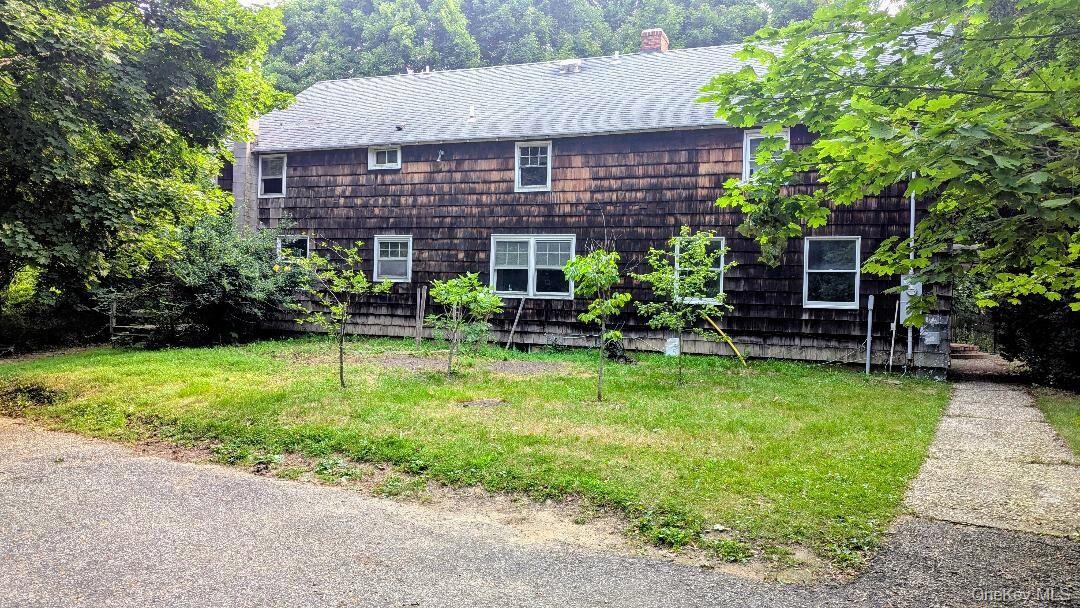 5284 Sound Avenue – For Sale